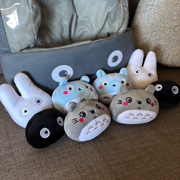 Totoro pillow mini plushies set - Picture 3 of 3